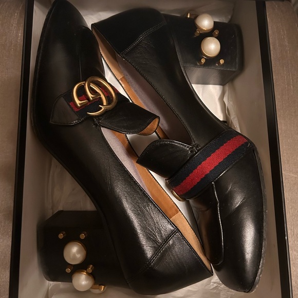 Authentic Gucci Loafers - Picture 3 of 14